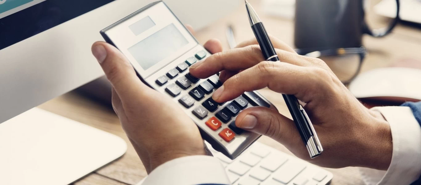 Σε 12 ή 24 άτοκες δόσεις οι ρυθμίσεις οφειλών στην εφορία - Όλο το σχέδιο